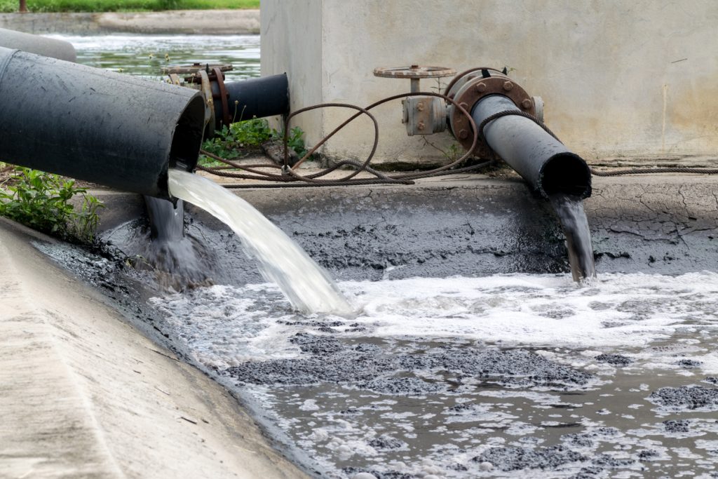 water pollution in river.