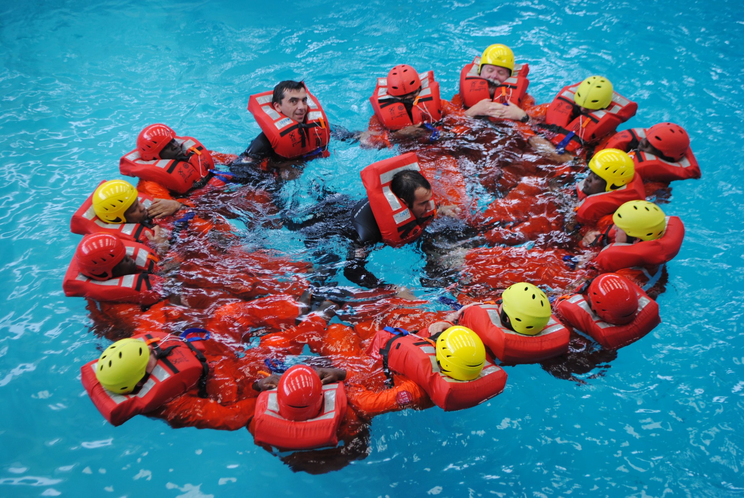 Foto Pelatihan Basic Sea Survival